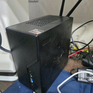 asrock 데스크미니 x300 (5600G, 16G ram) 이미지