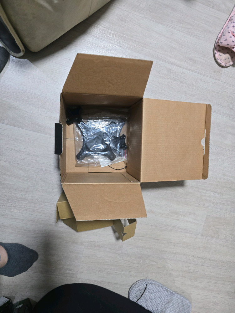 asrock 데스크미니 x300 (5600G, 16G ram) 이미지