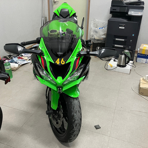 가와사키 닌자 zx-6r 이미지