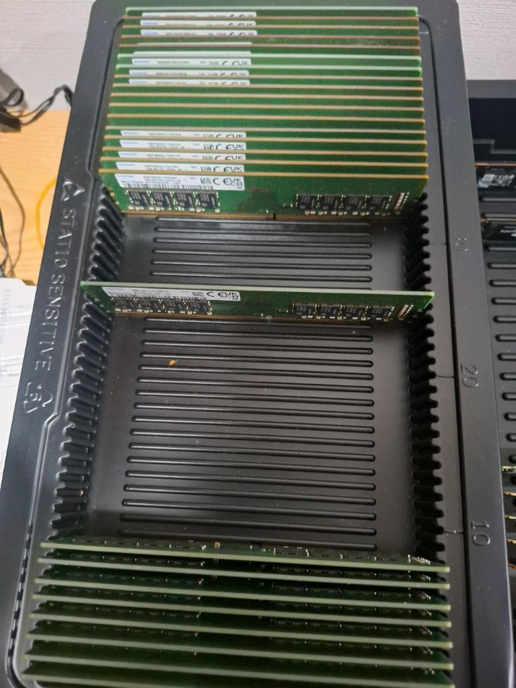 삼성 DDR4 32GB PC4 - 3200AA 80개 이미지