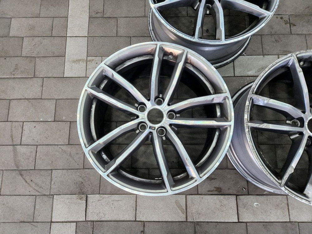 18인치 정품 bmw g30 5시리즈 662m 순정 중고 리어휠 1짝 이미지