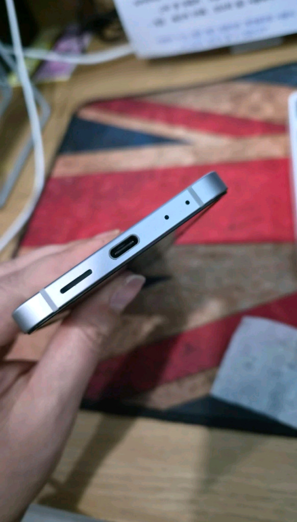 갤럭시 Z 플립6 256GB kt 이미지