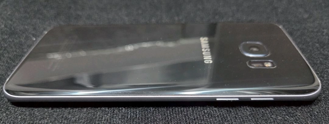 갤럭시 S7 edge 이미지
