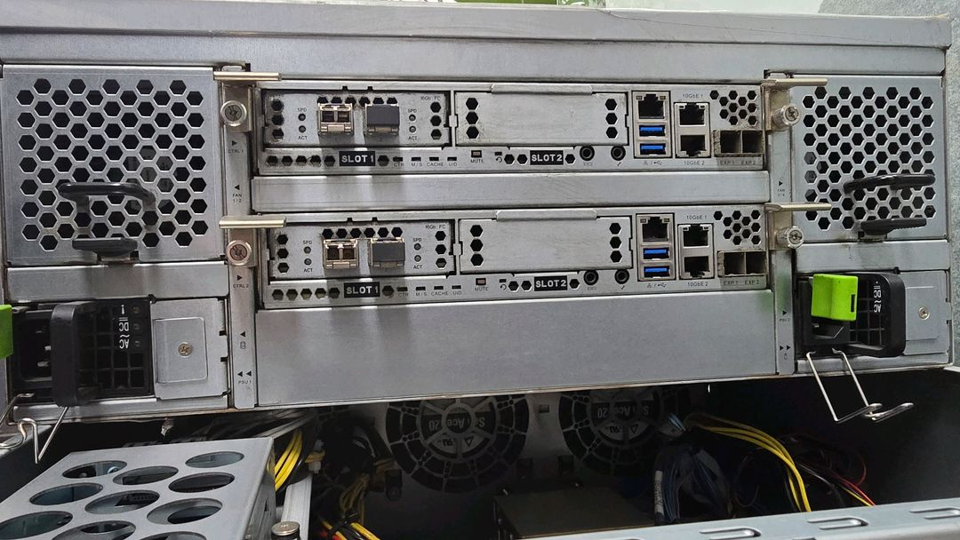 QSAN XS5224D SAN 나스 스토리지 서버 이미지