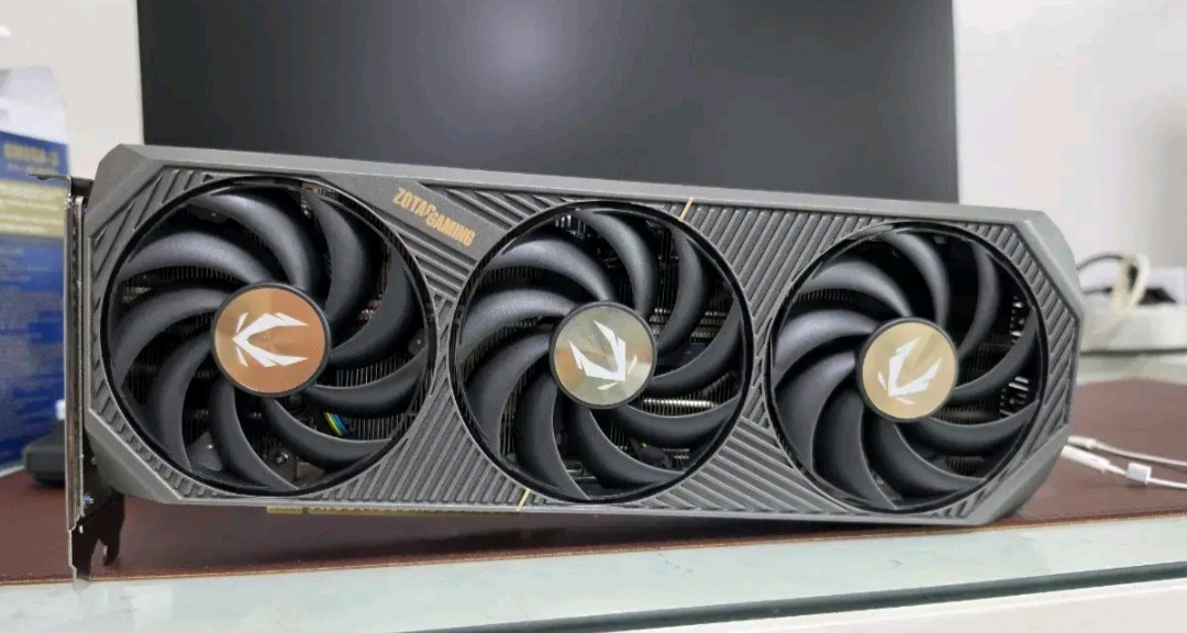 조텍 RTX 5070 12G 급 판매 이미지
