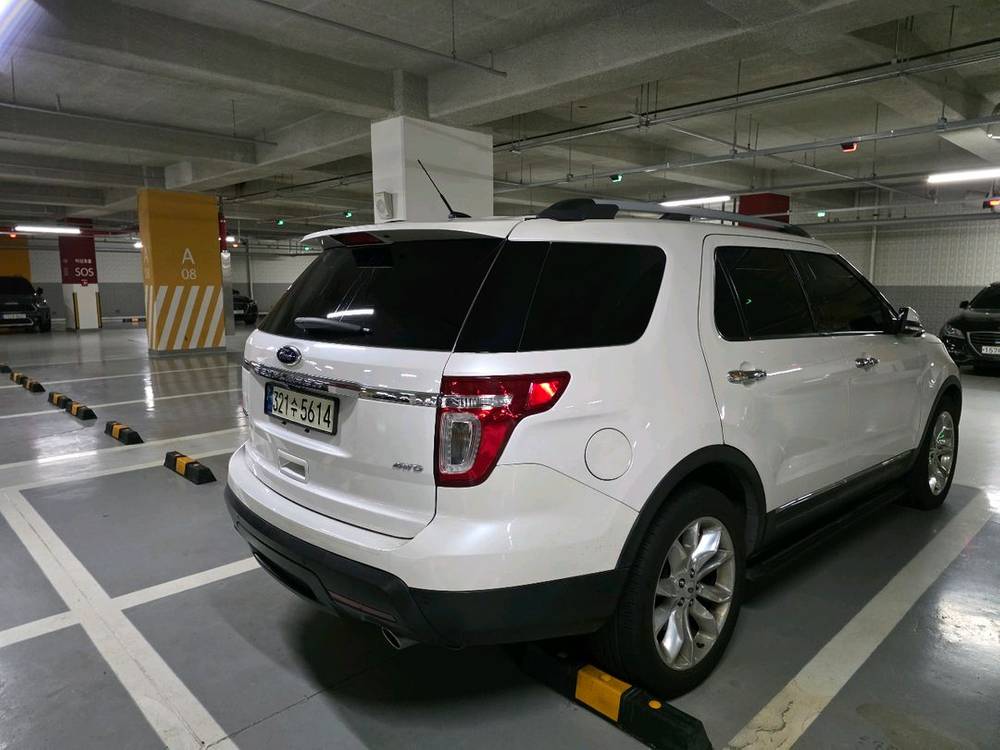 포드 익스플로러(5세대) 3.5 V6 4WD 리미티드 이미지