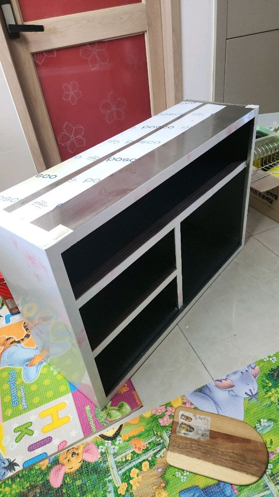 주방 수납장 이미지