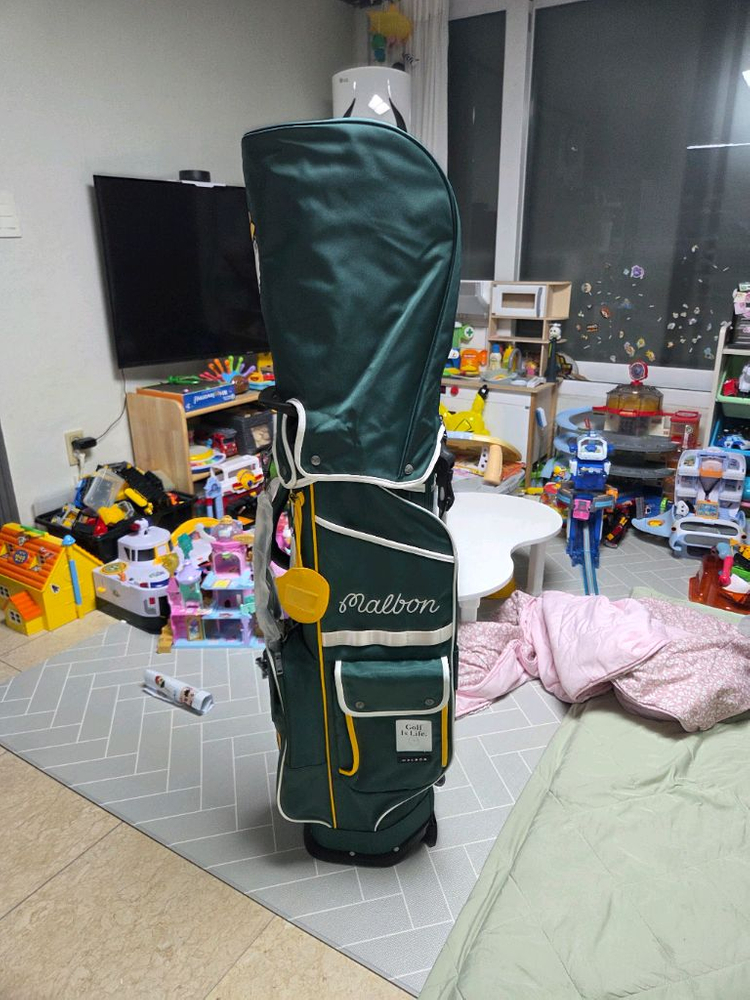 말본 멀티 포켓 스탠드백 보스턴백 토트백 골프백세트 팝니 이미지