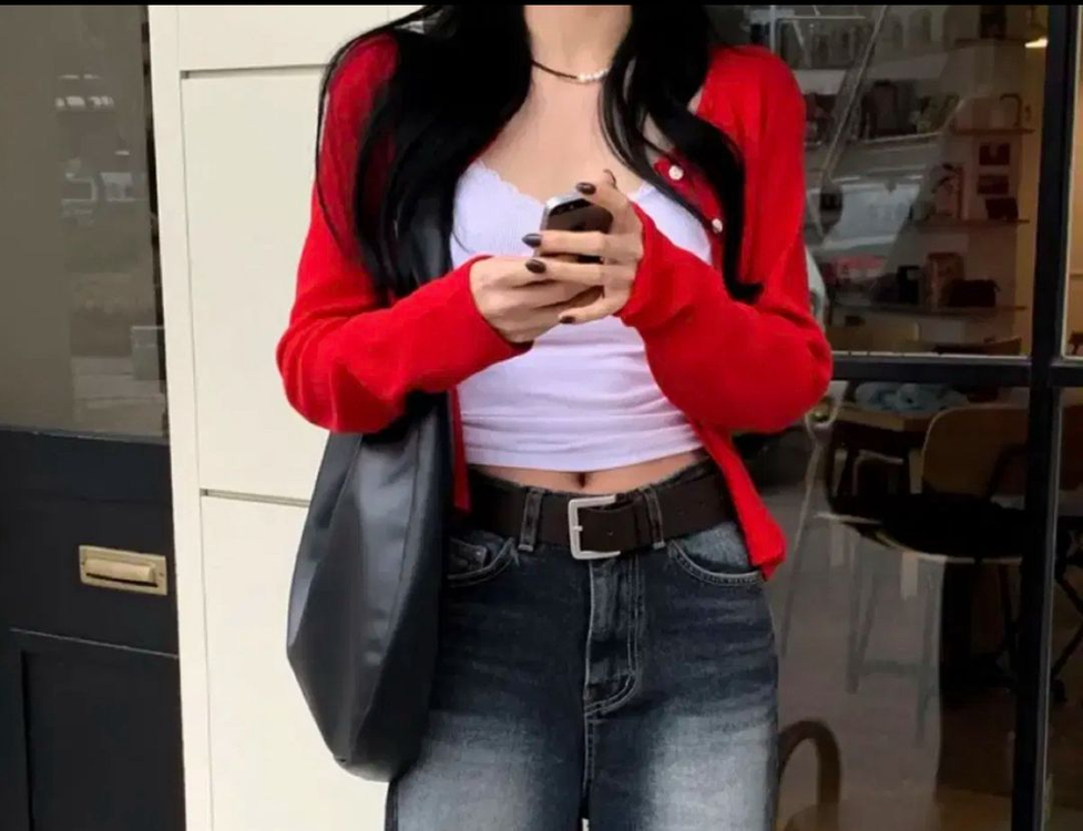 플라워 펀칭 가디건 여리여리 레드가디건 이미지