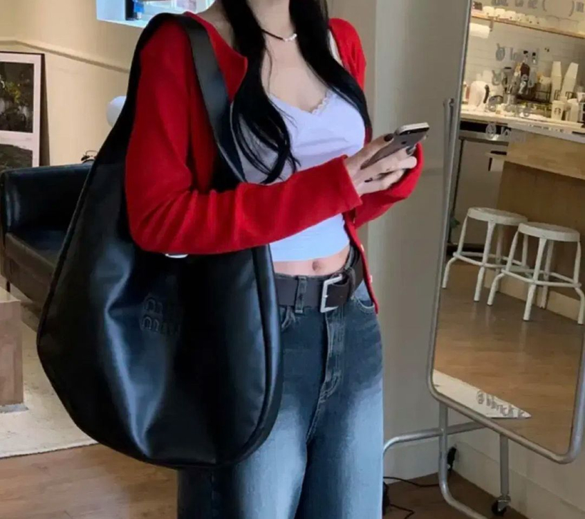플라워 펀칭 가디건 여리여리 레드가디건 이미지