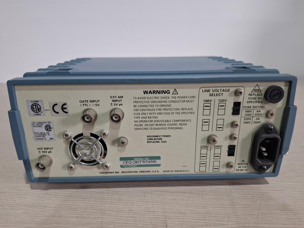 Tektronix CFG280 Function Generator 함수발생기 이미지