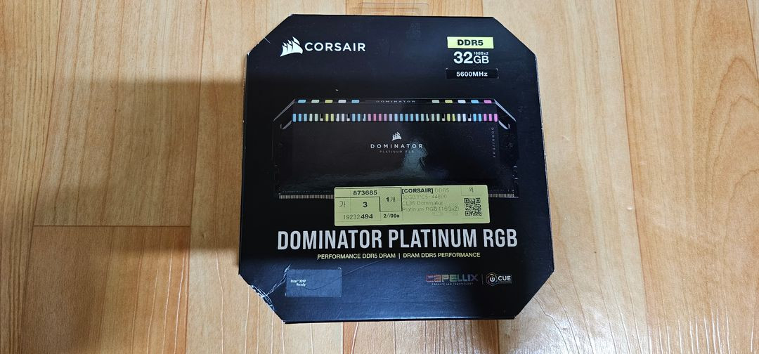 커세어 도미네이트 플레티넘 DDR5 32GB ( 16 x 2 ) 메모리 판매합니다 이미지
