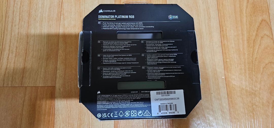 커세어 도미네이트 플레티넘 DDR5 32GB ( 16 x 2 ) 메모리 판매합니다 이미지