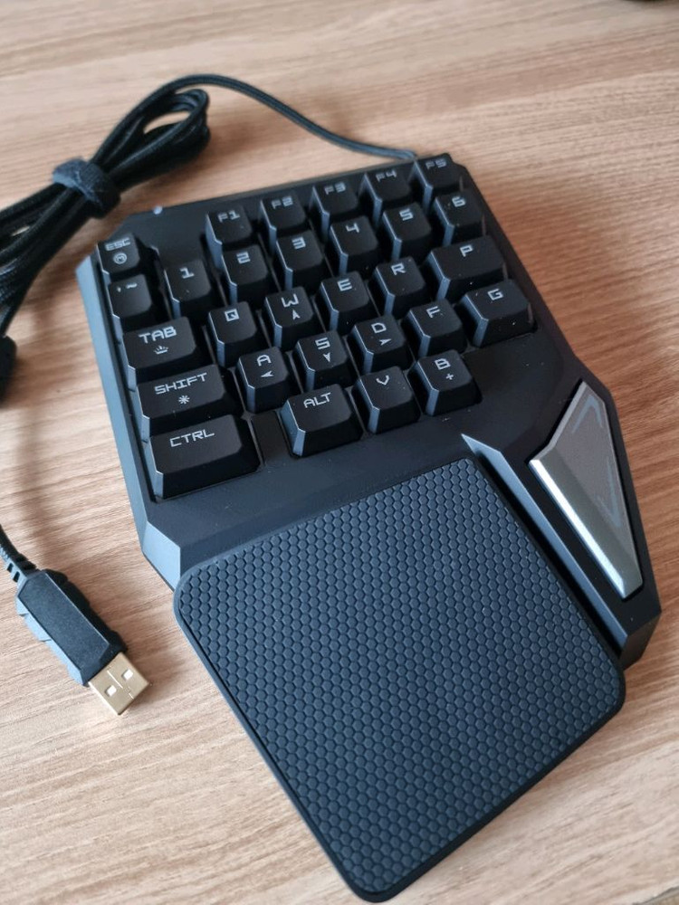 PS4용 조이트론 JT-505G, 컨버터 맥스슈터 프로 이미지
