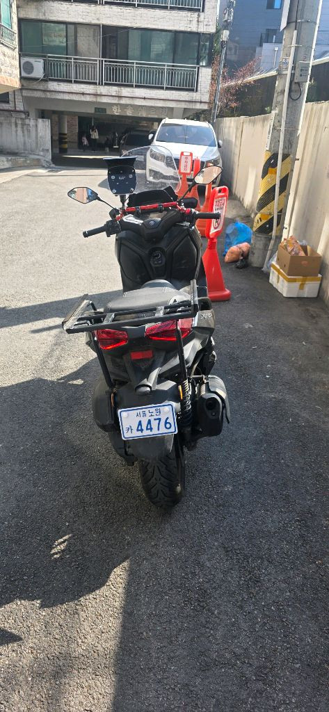 xmax300 24년식 2만 8천대 이미지
