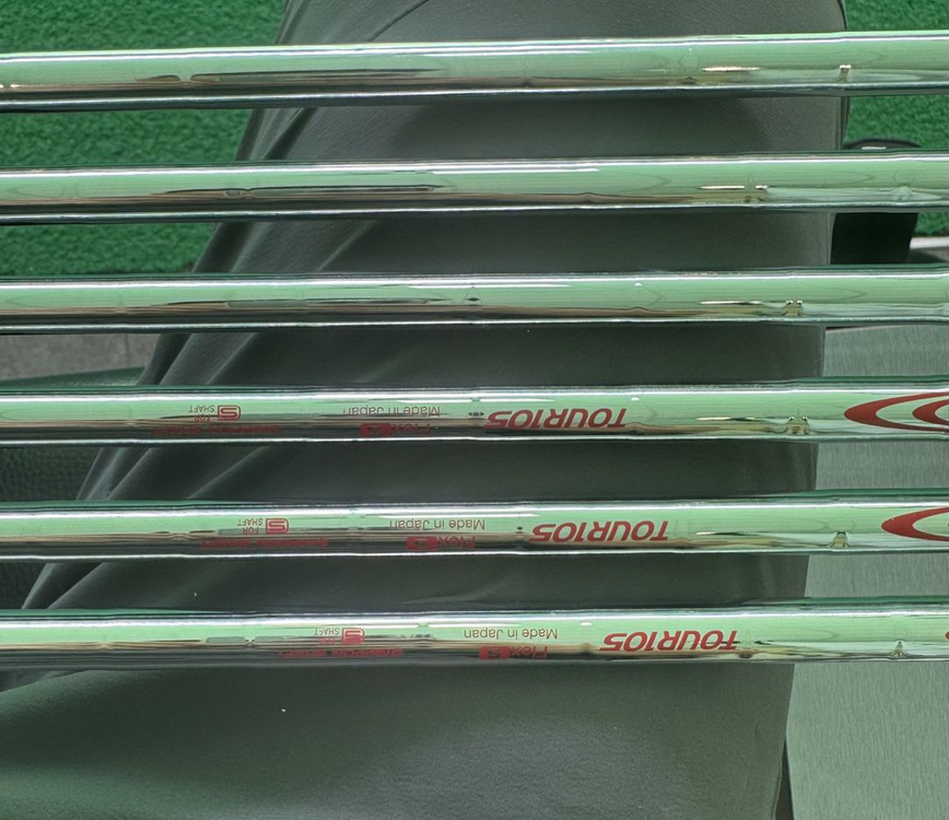 타이틀리스트 T100s 아이언 세트 (5-P) 이미지