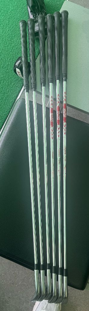 타이틀리스트 T100s 아이언 세트 (5-P) 이미지