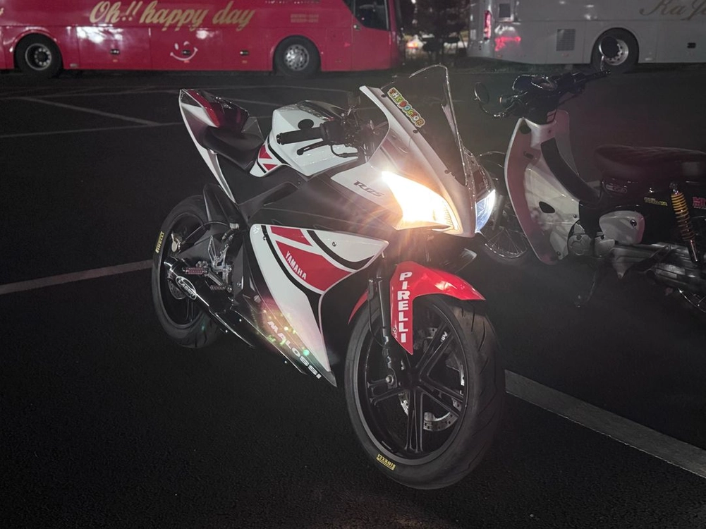 야마하 yzf-r125 판매합니다. 이미지
