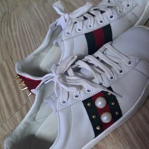 GUCCI 구찌 스니커즈 진주 장식 스터드 에이스 운동화 여성 240 이미지
