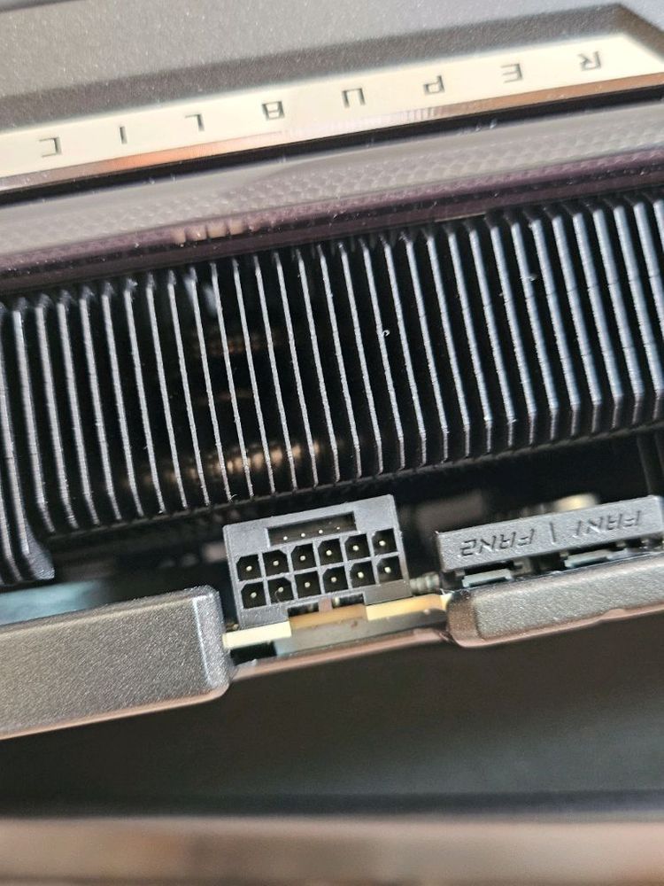RTX 5090 그래픽카드 이미지