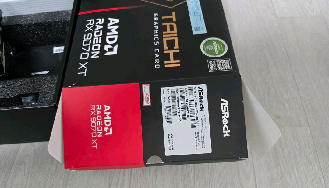 라데온 rx9070xt 애즈락 니트로 사파이어급 최신그래픽카드 이미지