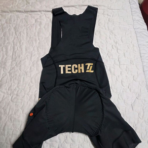 EVR TECH 여성빕숏 s 사이즈 팝니다 1회 라이딩. 이미지