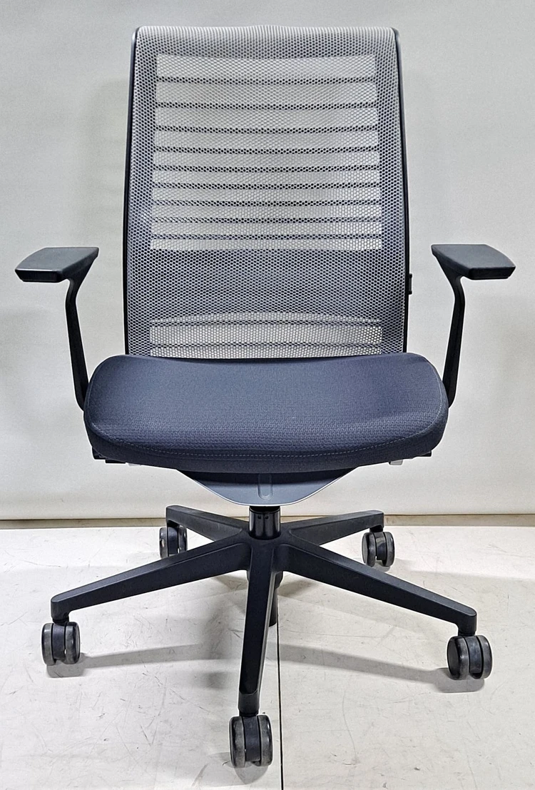 스틸케이스 씽크 V2 의자 (Steelcase Think V2 Chair 465A300) - 회색, 파손 이미지