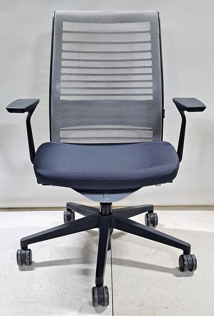 스틸케이스 씽크 V2 의자 (Steelcase Think V2 Chair 465A300) - 회색, 파손 이미지