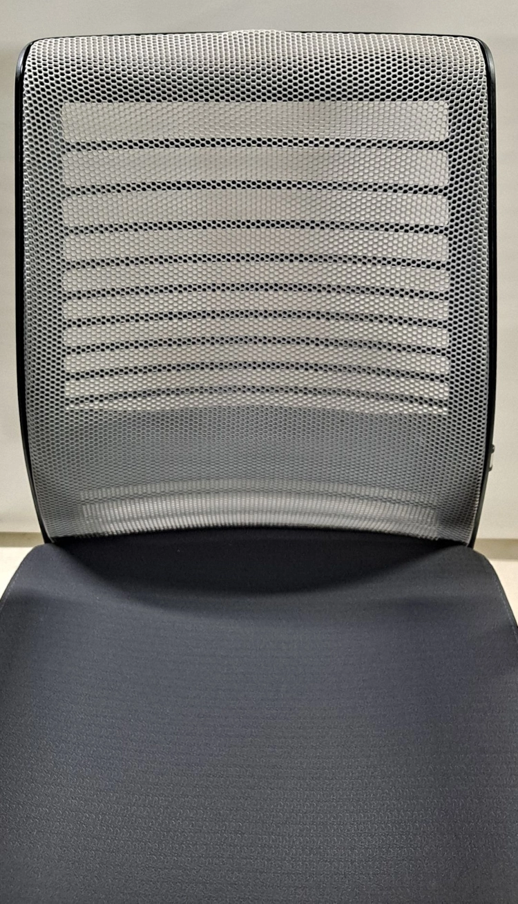 스틸케이스 씽크 V2 의자 (Steelcase Think V2 Chair 465A300) - 회색, 파손 이미지