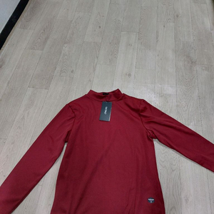 파르티망 여성용 목폴라 긴팔 티셔츠 이미지