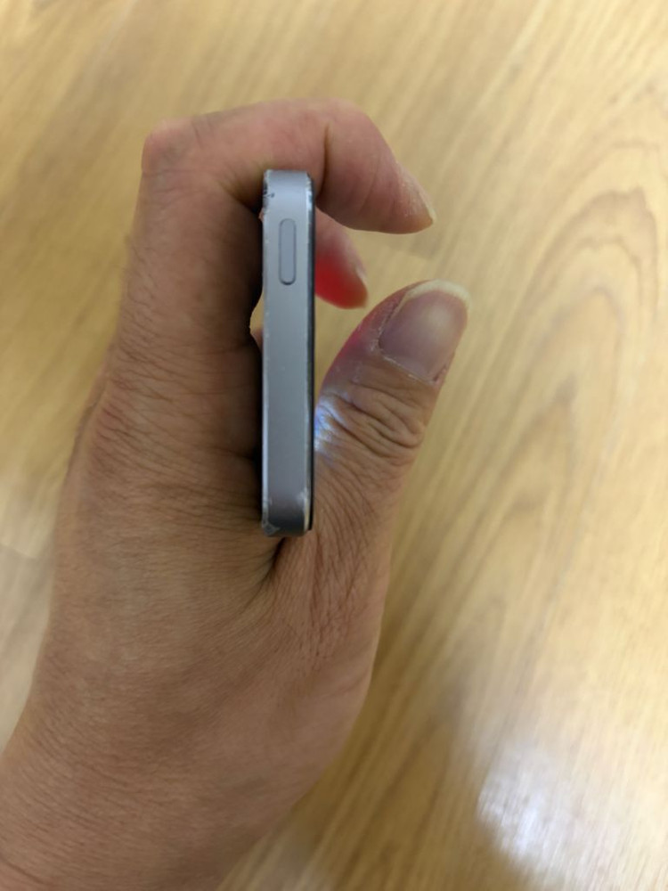 애플 아이폰 5s 실버 32GB 판매 이미지