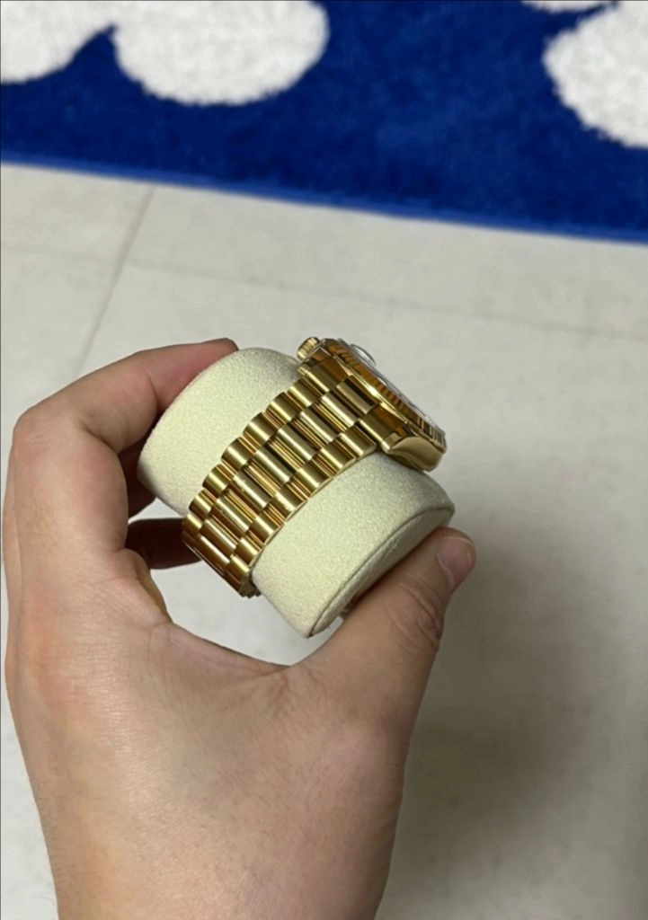 (118238) 롤렉스 데이데이트 36mm 샴페인 바게트 다이아 텐포인트 10P 이미지