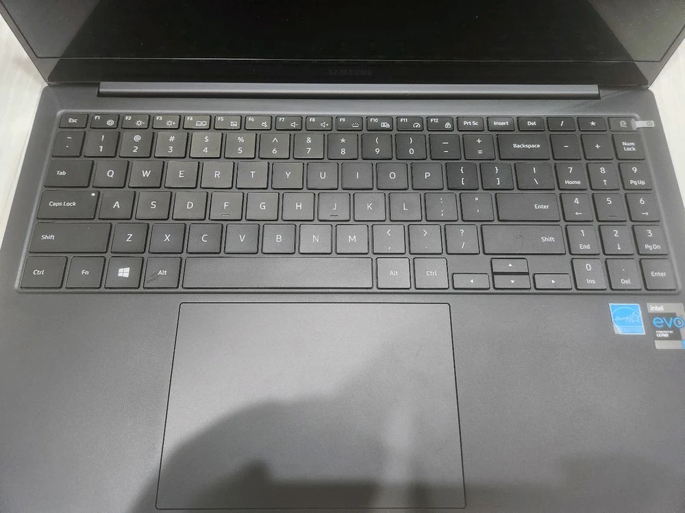 갤럭시북 프로 15인치 i7-1165g7 16gb 512gb 이미지