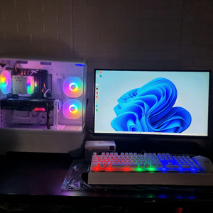 게이밍 컴퓨터 팝니다.고사양 풀세트.롤.발로.옵치.피시.스팀.배그 i5 14400f+RTX3070 QHD144.pc 이미지