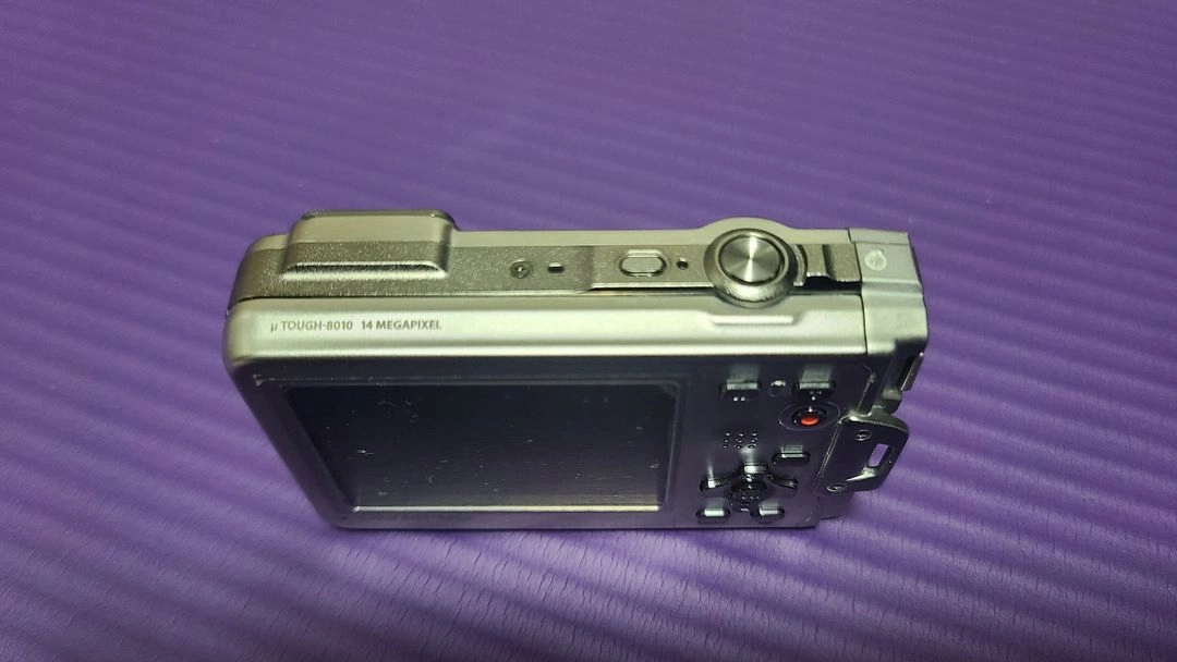 올림푸스 뮤 터프(olympus mju tough) 8010 방수카메라 판매 이미지