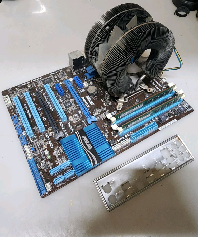 i7 2700k P8H67, 잘만쿨러 CPU + 메인보드 +8기가 세트 이미지