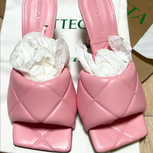 보테가베네타 러버 리도 샌들 핑크 이미지