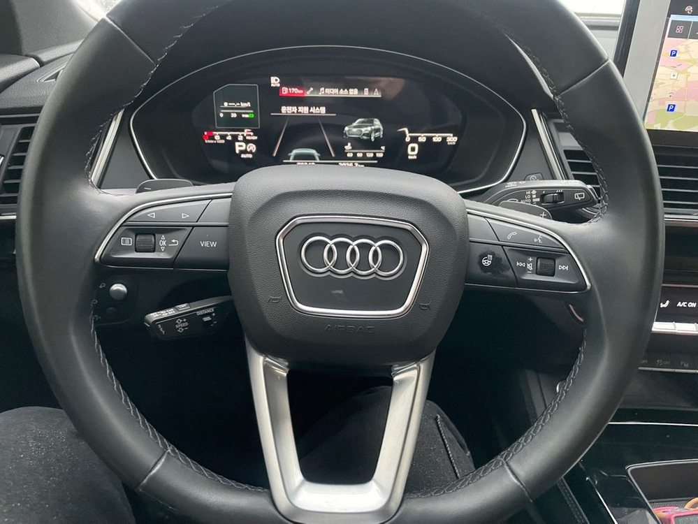 Q5 (FY)45 TFSI 콰트로 프리미엄 중고차 21년07월 75248km 완전무사고 브라운시트 이미지