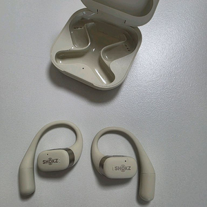 샥즈 오픈핏 이미지