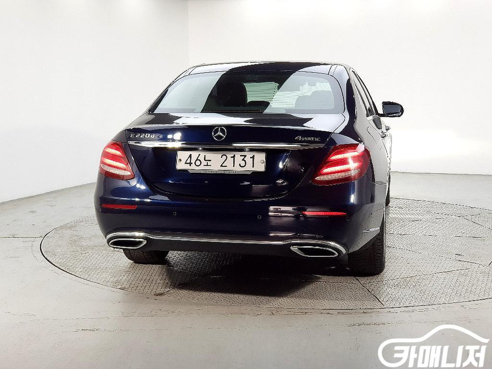 [벤츠]E-클래스 W213 E300 4MATIC 익스클루시브 #고유가특가 이미지
