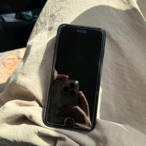 아이폰 se2 블랙 128GB s급 이미지