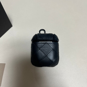보테가베네타 인트레치아토 키링 블랙 에어팟 케이스 새제품 이미지