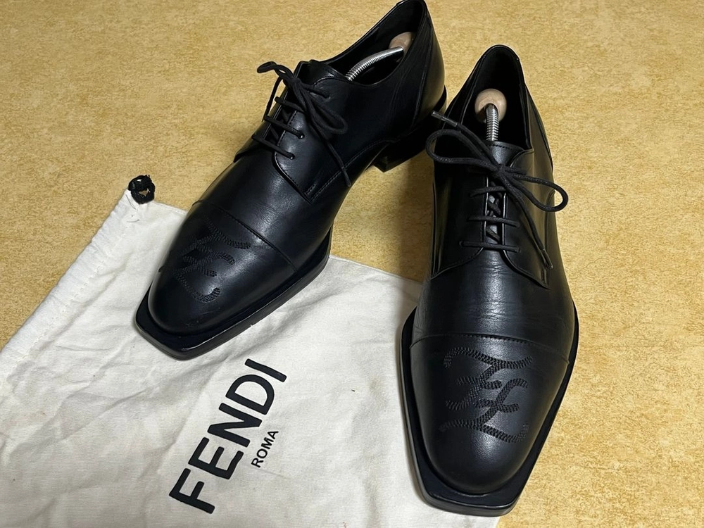 펜디 FENDI 캘리그라피 로고 레이스업 슈즈 280사이즈 이미지