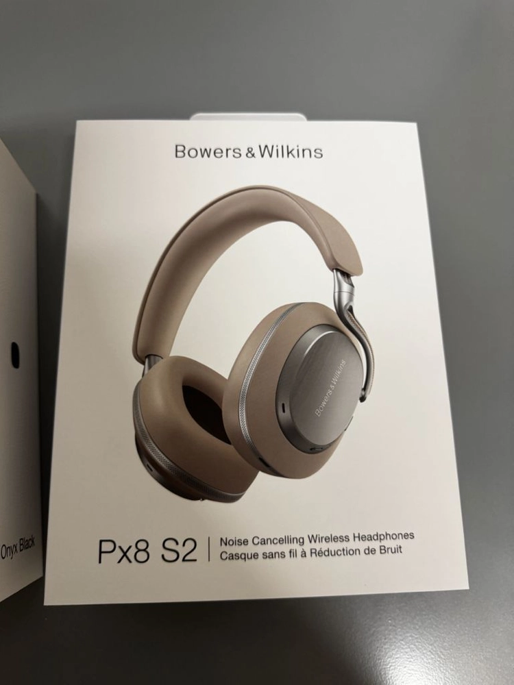 Bowers&Wilkins(B&W) Px8 S2 헤드폰 미개봉 이미지
