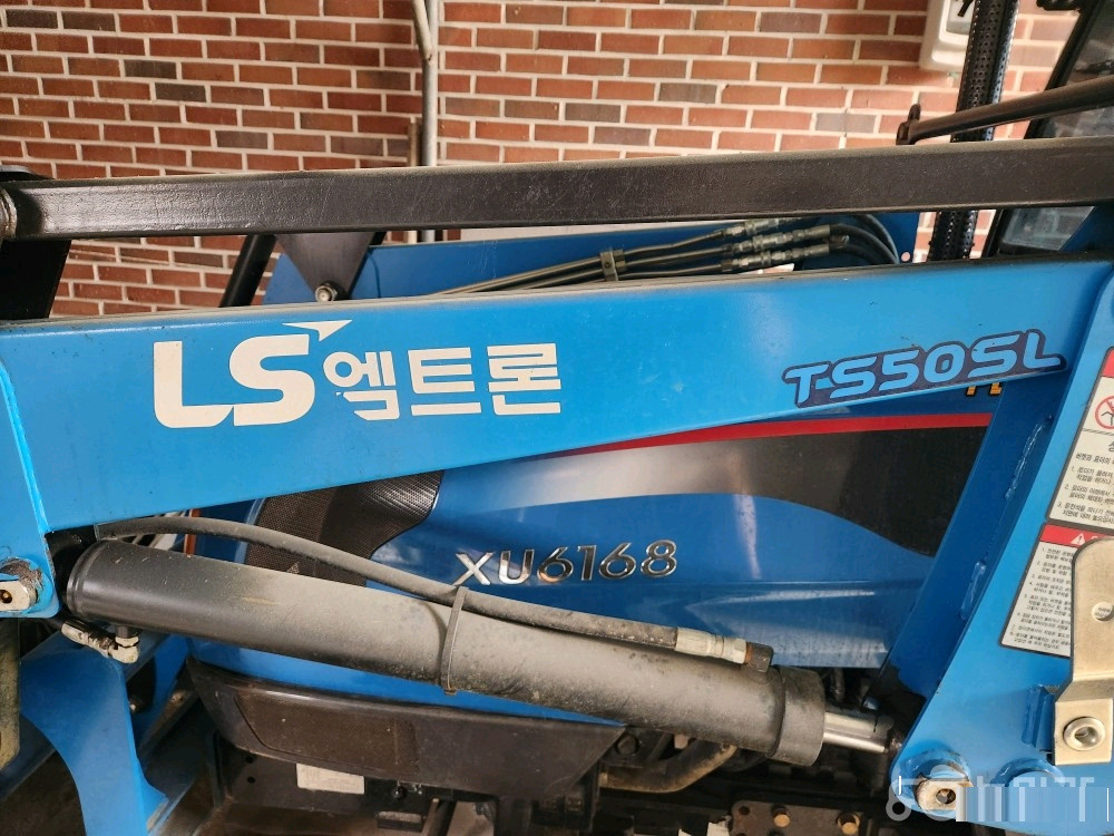 트랙터 LS엠트론 XU6168 이미지