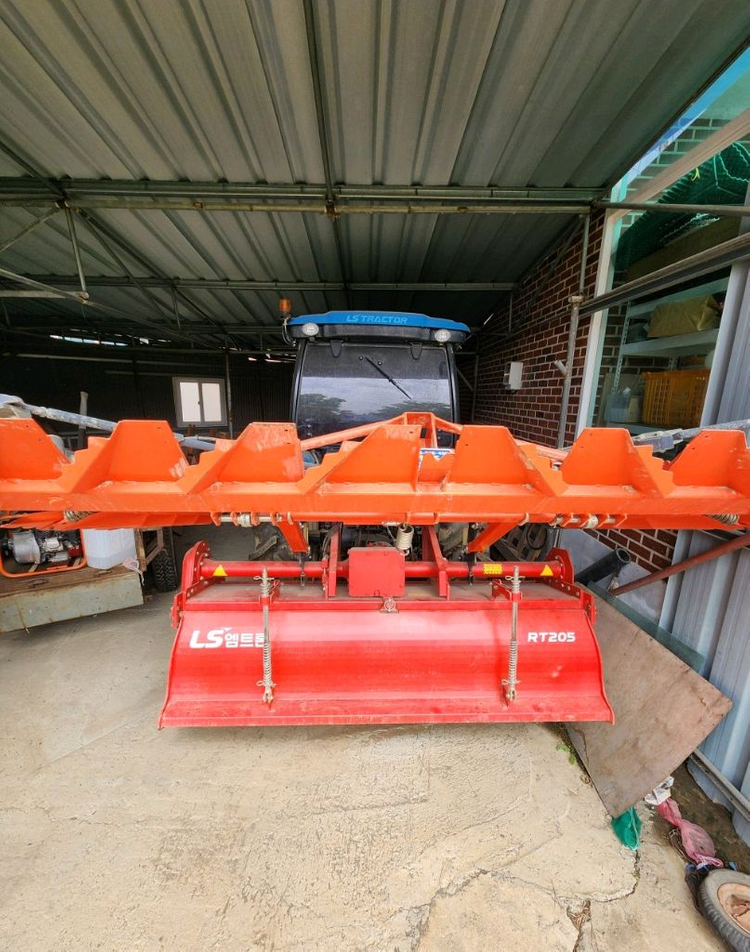 트랙터 LS엠트론 XU6168 이미지