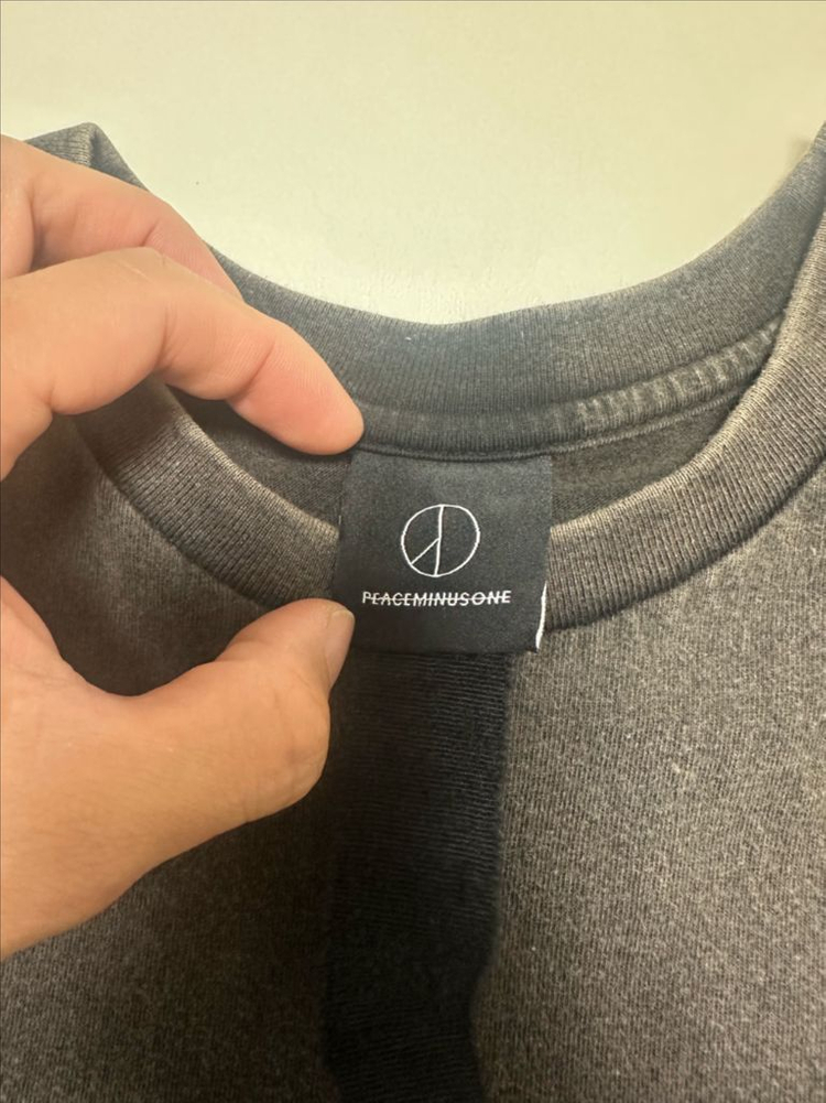 피스마이너스원 빈티지셔츠 차콜그레이 이미지