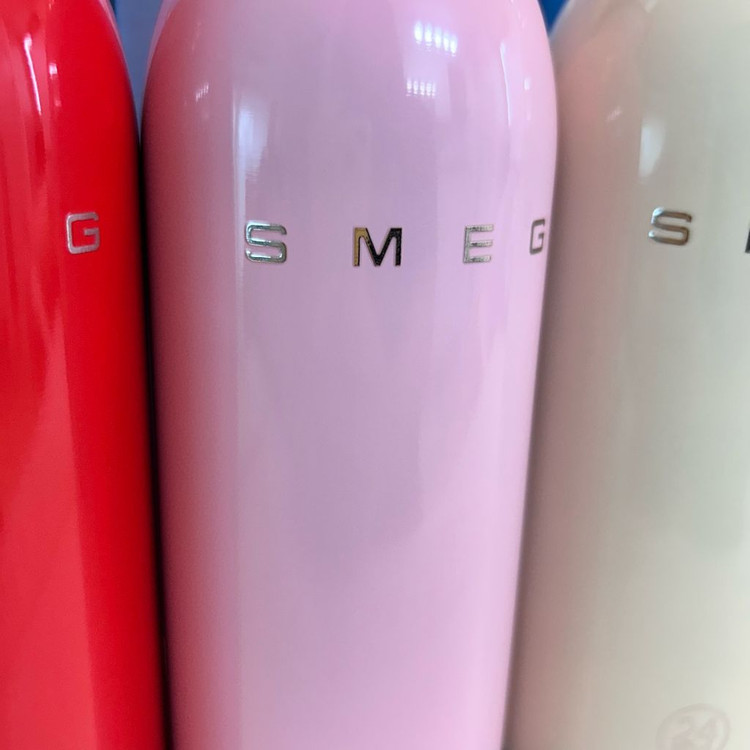 스메그 SMEG 휴대용보틀 500ml 24온스 텀블러 새상품 이미지
