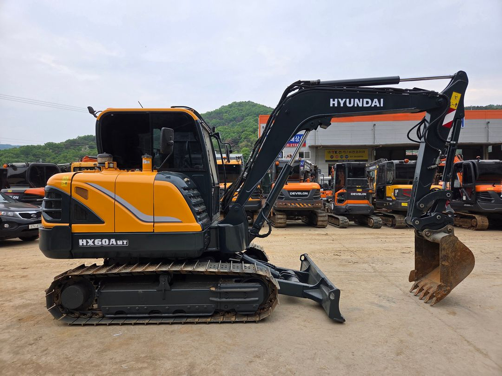중고 02 현대 굴삭기 HX60AMT 22년식 이미지