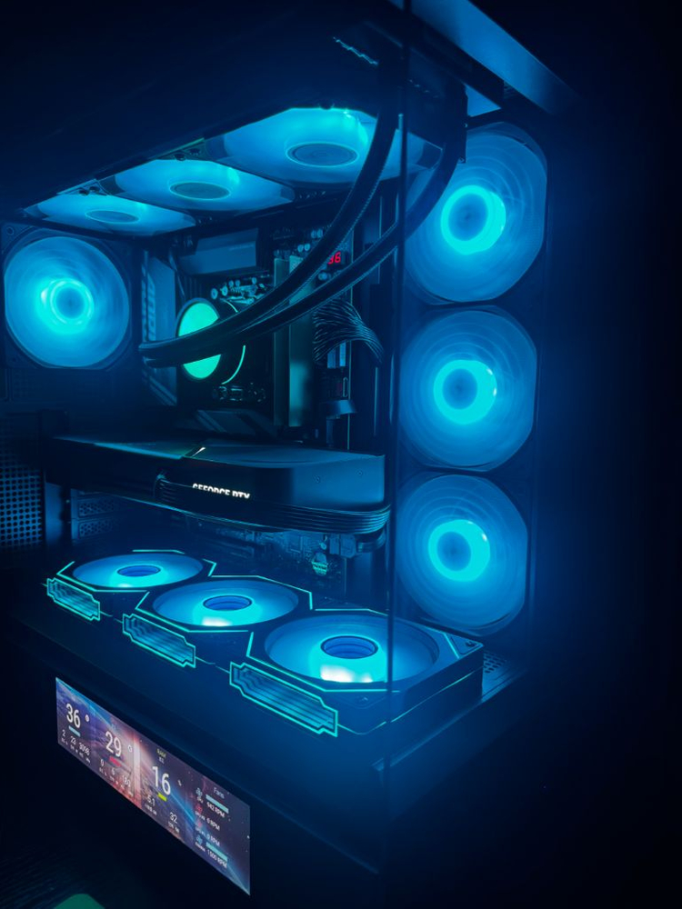컴퓨터(9800x3d + 5080FE) 983d14 이미지